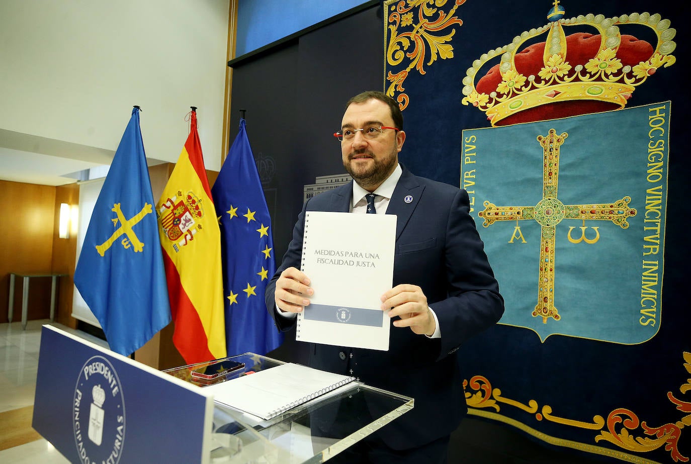 Barbón afirma que «el 94% de los asturianos se beneficiarán de las nuevas deducciones»