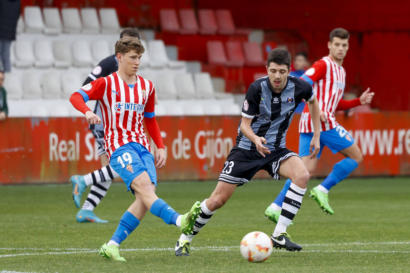 Las jugadas del Sporting B 2-1 Tuilla