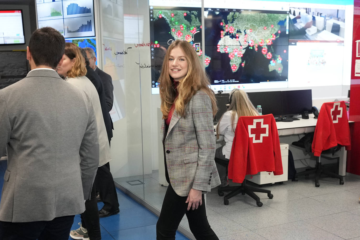 La Princesa Leonor visita Cruz Roja en un encuentro con jóvenes voluntarios