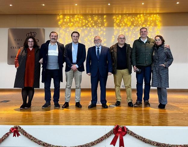 Ribadesella reconoce a sus empleados municipales