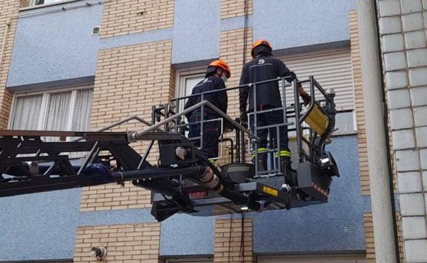 Una anciana pasa dos días herida y atrapada en su piso de Las Vegas