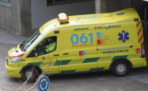Muere un conductor, vecino de Gijón, de 29 años tras una salida de vía en la A-8 a la altura de Castañeda