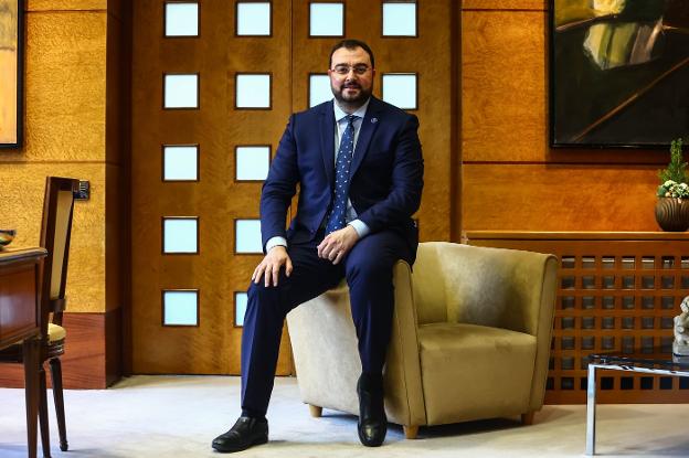 «Hay que dejar de pensar que la solución a los problemas de Asturias está fuera»