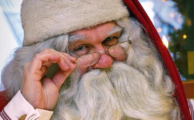 Papá Noel se prepara para repartir sus regalos: así puedes seguir su viaje en directo