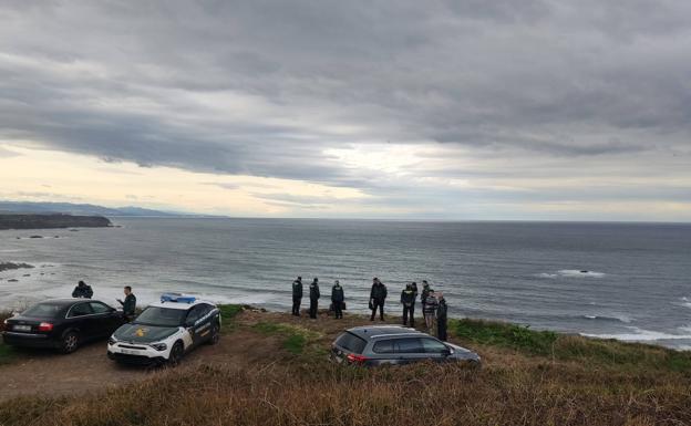 Piden ayuda para identificar a una persona fotografiada en el Cabo Peñas el 9 de noviembre