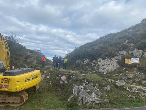 Comienza la obra de la pista de La Flecha, una «demanda histórica de los pastores»