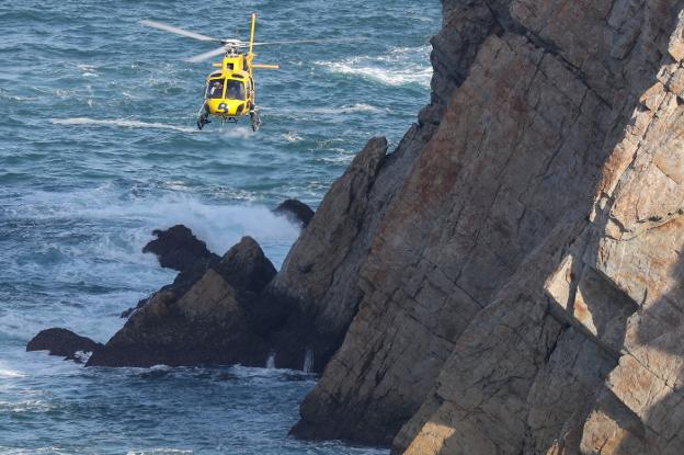 La investigación apunta a que el cadáver del Cabo Peñas pudo llegar desde Galicia