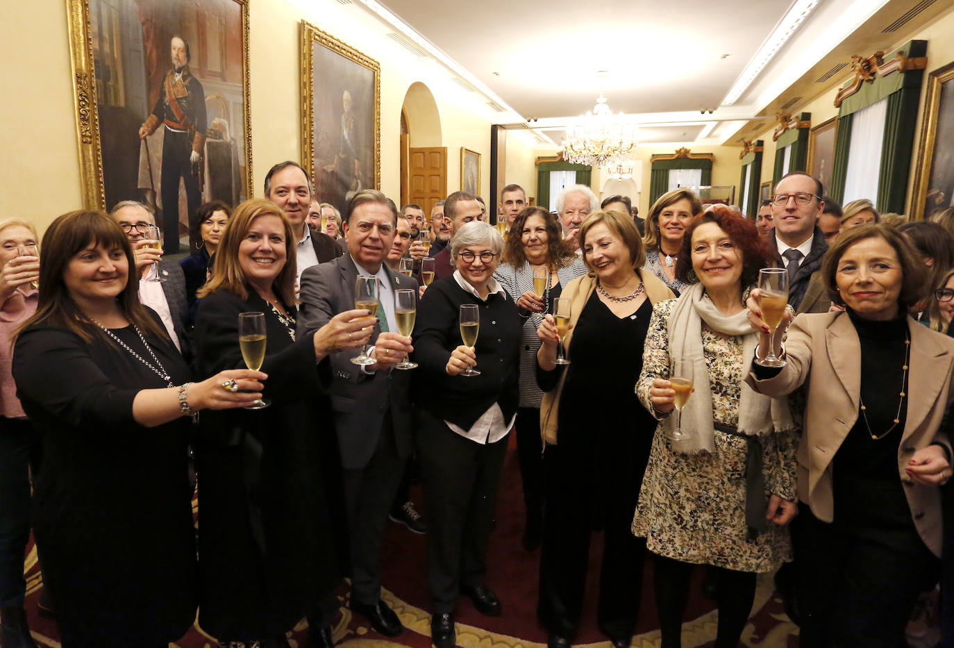 Así fue el brindis del cierre del año de los alcaldes de Gijón, Oviedo y Avilés