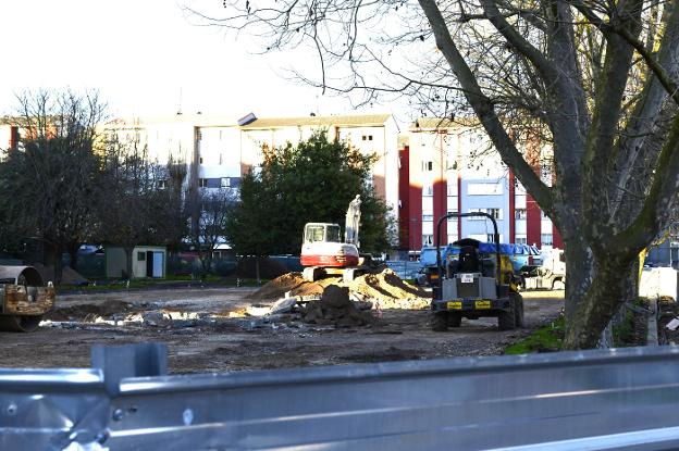 Los nuevos juegos infantiles del parque de Versalles se instalarán en febrero