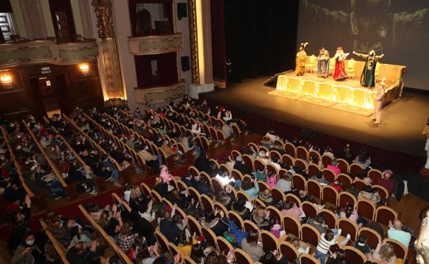 Las entradas para ver a los Reyes Magos en el Jovellanos se agotan en 15 minutos
