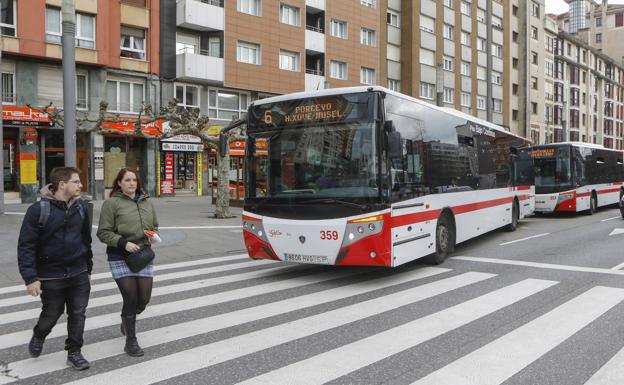 Los horarios de los autobuses de EMTUSA para Nochevieja y Año Nuevo