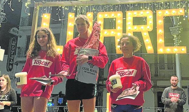 Beatriz Tenreiro y Javier García suben al podio en Luarca