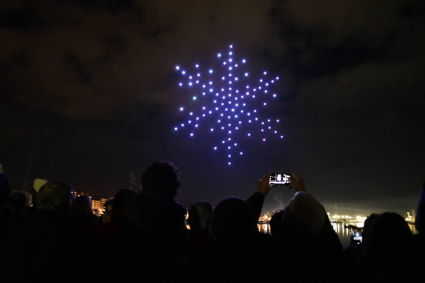 Una coreografía de luces de colores e ilusión