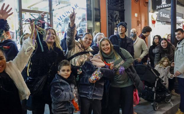 La cabalgata de Gijón, «un éxito» para el equipo de gobierno y «carnavalesca» para la oposición