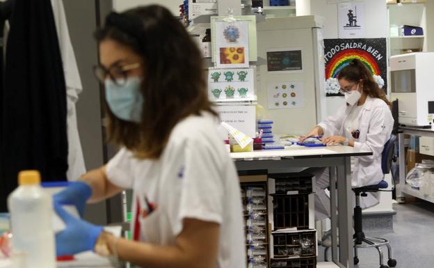 Colapso telefónico en los centros de salud de Asturias: más de 100 llamadas para una cita