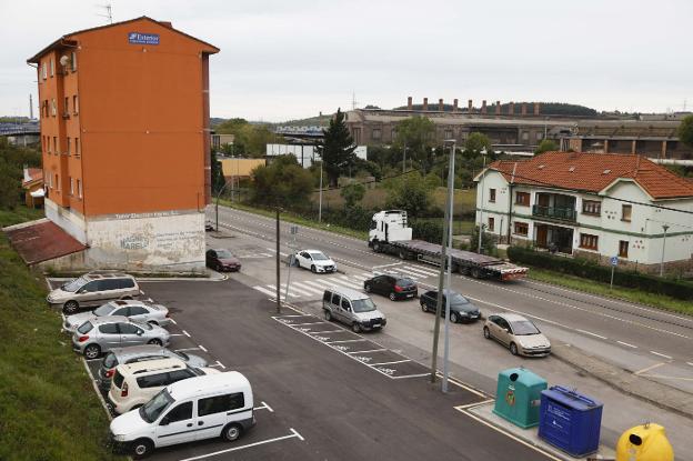 El Ayuntamiento mejorará el alumbrado y asfaltará La Marzaniella y El Pobladín