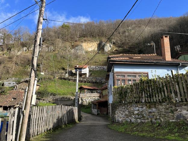 Conflicto vecinal en La Cortina: «El detenido nunca ha creado problemas en el pueblo»