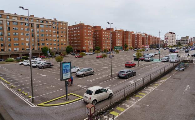 310 plazas de aparcamiento entre 30 y 45 euros compensarán las que suprima la ecomanzana