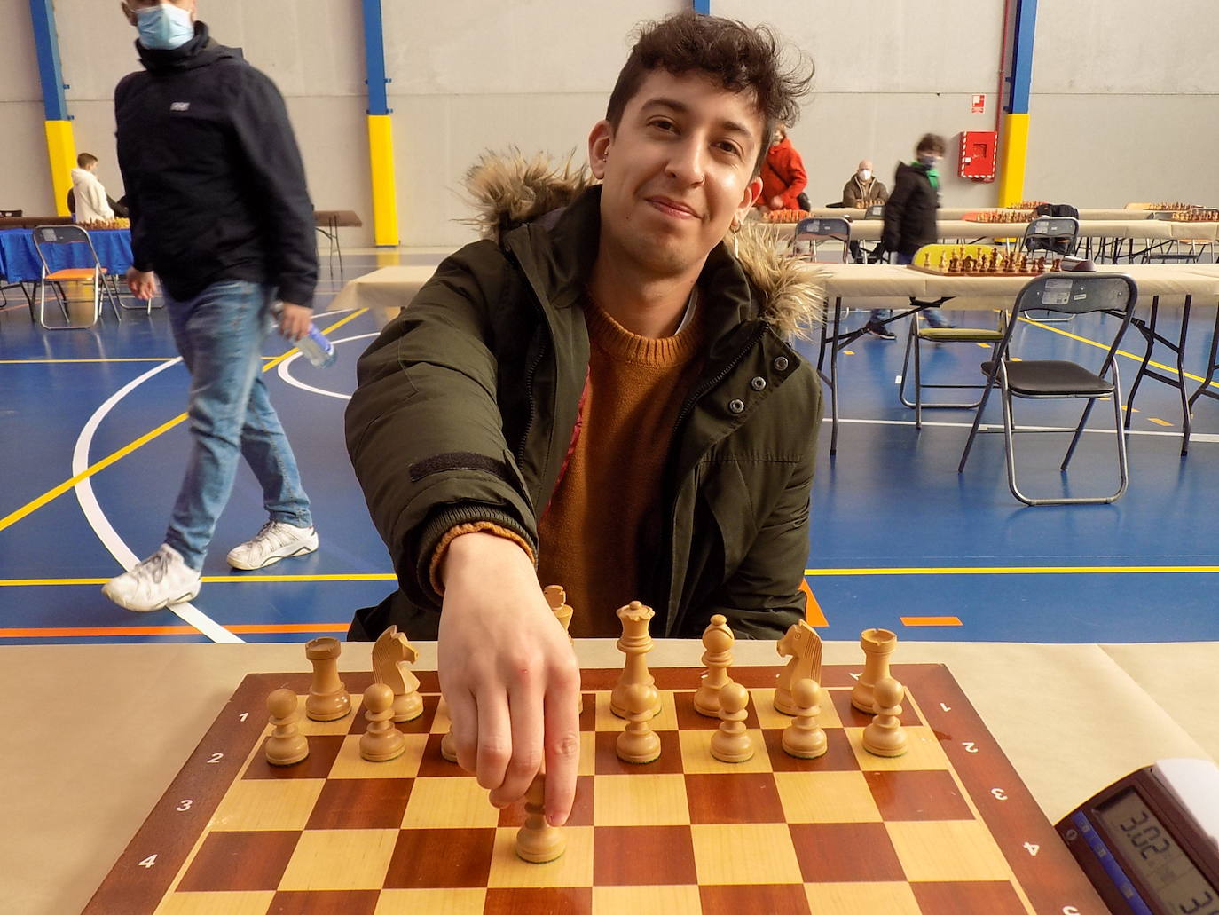 Luis Jiménez, campeón regional de ritmo relámpago