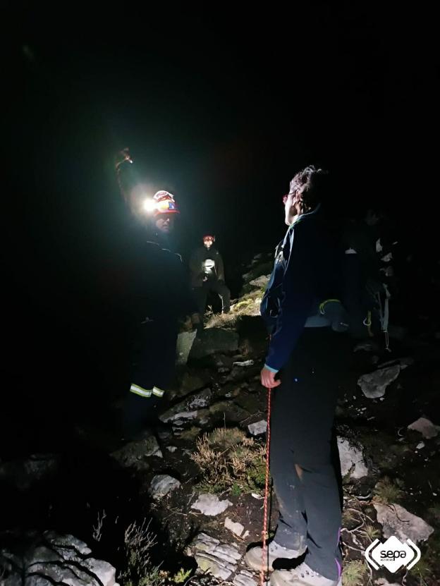 Rescatados tres senderistas que se habían perdido en un monte en Sobrescobio