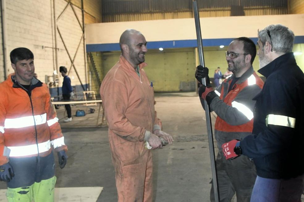 Los artilugios del Antroxu echan a andar contra viento y marea