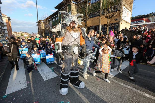 El universo de los monstruos será el tema del Antroxu y del certamen escolar de carteles