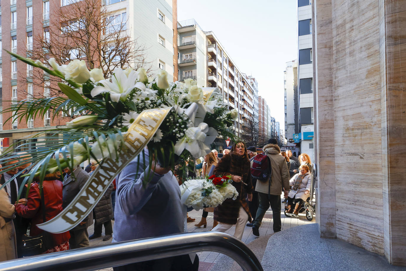 Sentido adiós en Gijón a Fernando Álvarez