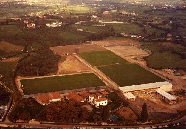 La pista de fútbol-sala de Mareo ya es historia