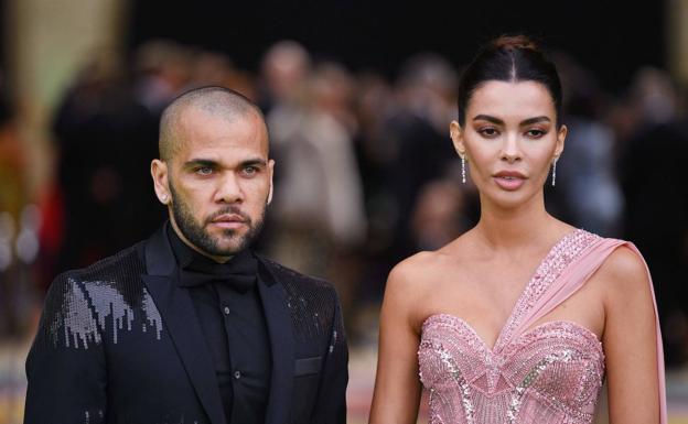 Joana Sanz borra de las redes sociales sus fotos con Dani Alves