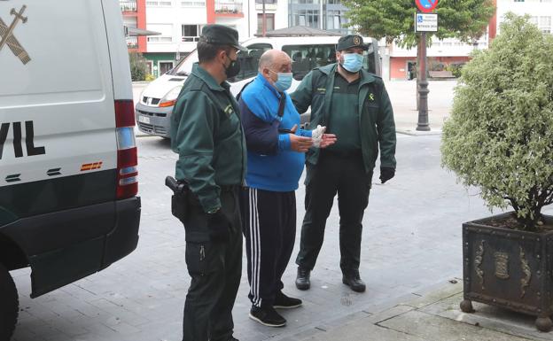 El juez mantiene los cinco años de prisión al condenado por apuñalar al novio de su exmujer en Pravia