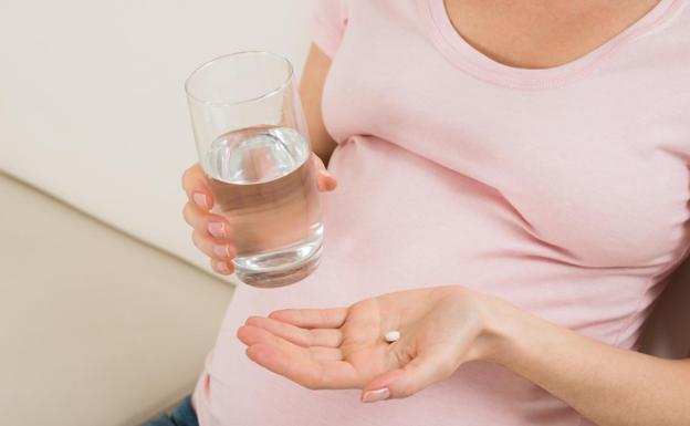 Alerta sanitaria: retiran varios lotes de un fármaco para tratar bronquitis, otitis o la faringitis