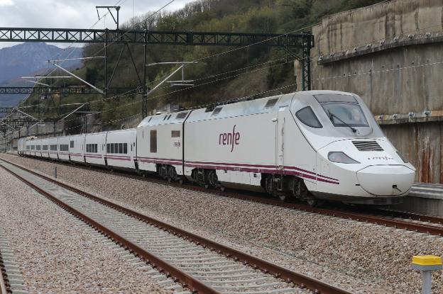 La inversión ferroviaria que pide el Noroeste generaría unos 2.100 empleos en Asturias