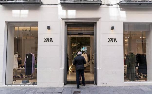 Inditex comienza a cobrar por las devoluciones 'online'