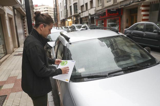 El Ayuntamiento de Gijón lleva impuestas más de 2.000 multas por aparcar sin etiqueta ambiental en la ORA