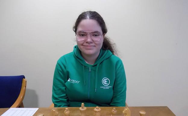 Paula Martínez se proclama campeona regional sub 18