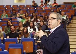 El profesor Luis Junco Navascués, candidato de Suma a la Alcaldía de Gijón