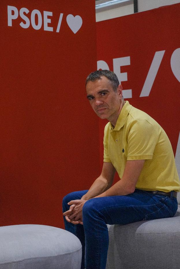 Iván Fernández repite como candidato a la Alcaldía de Corvera por el PSOE