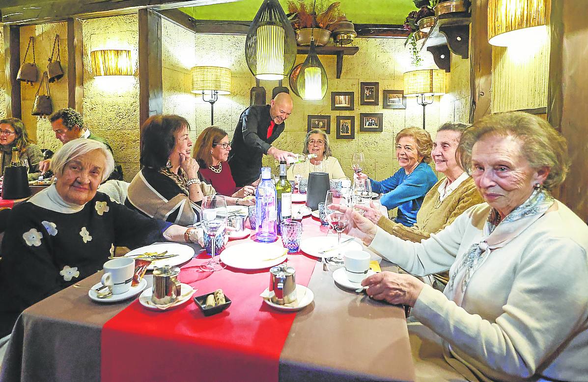 «Es una excusa más para reunirse con las amigas»