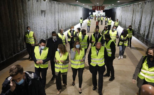 Los ingenieros de caminos dicen 'basta ya' y destapan la cadena de errores del fiasco de Feve