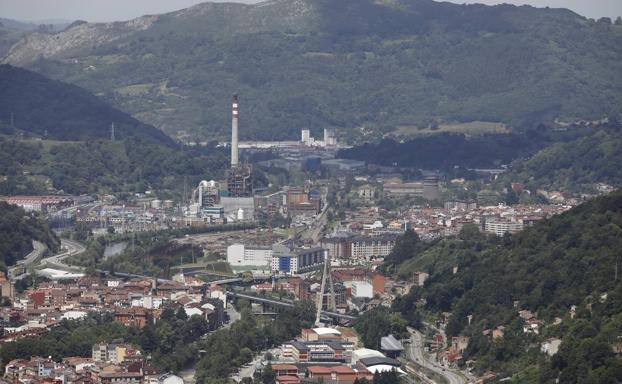 Iberdrola y Exiom invertirán 20 millones en Langreo para crear la primera gran planta de construcción fotovoltaica de España