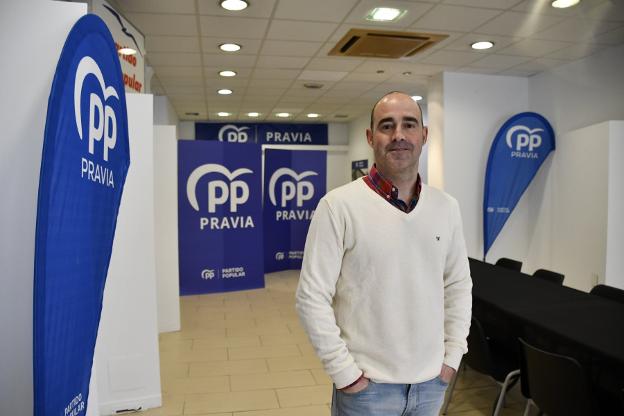 «El declive de Pravia coincide con la década de gobierno socialista y quiero revertirlo»