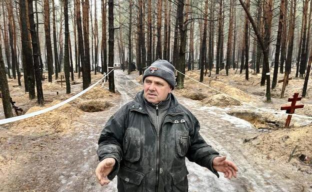Una enorme cicatriz en forma de fosas comunes