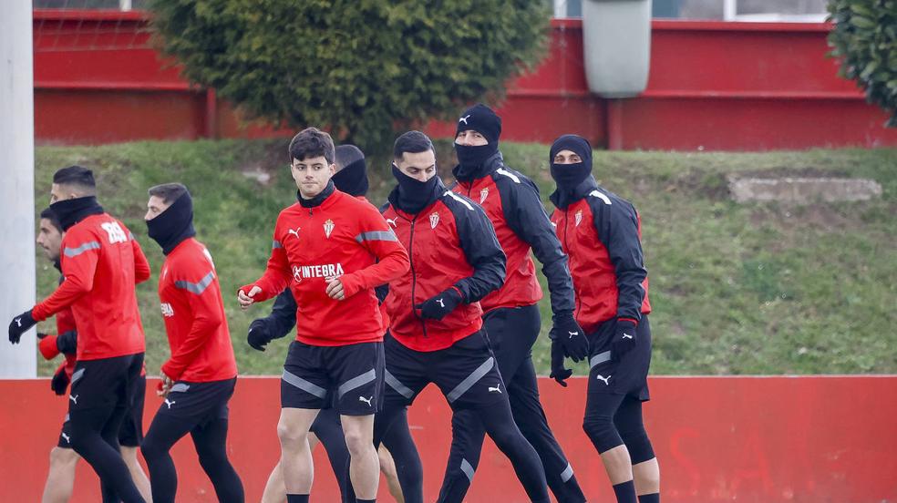 Entrenamiento del Sporting (28/02/2023)