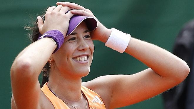 Garbiñe Muguruza avanza a octavos y se ve candidata al título