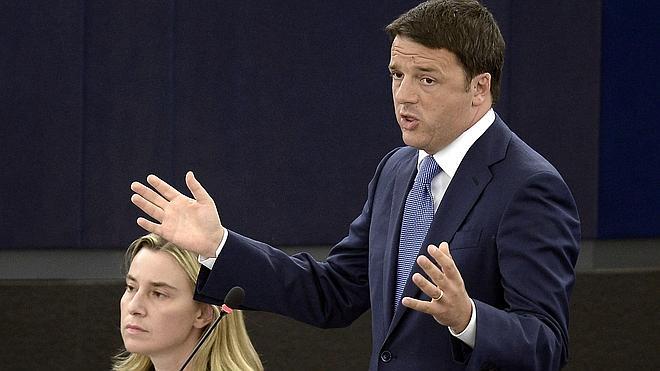 Renzi, ante la Eurocámara: «Sin crecimiento, Europa no tiene futuro»