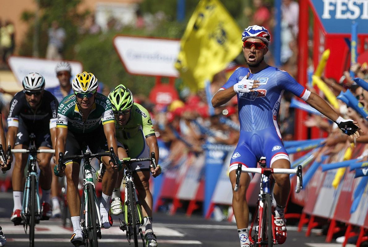 Bouhanni gana el primer sprint