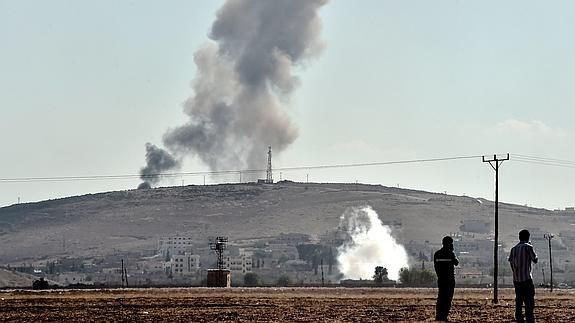 El Estado Islámico pierde terreno en Kobani