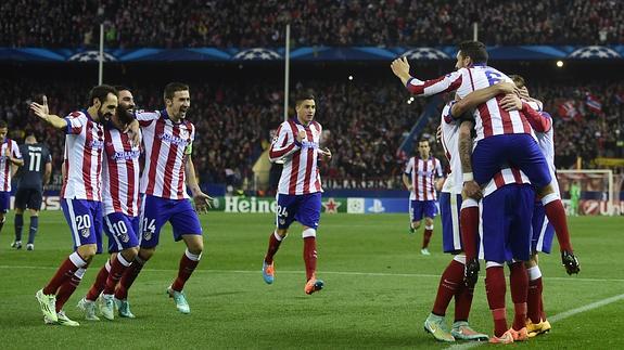 Mandzukic sella el pase del Atlético a octavos