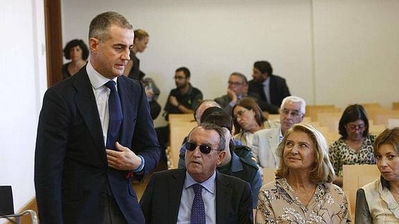 Procesados varios exdirigentes del PP valenciano por delito electoral