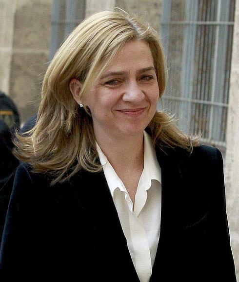 La infanta llega a insinuar que el juez prevarica por sentarla en el banquillo